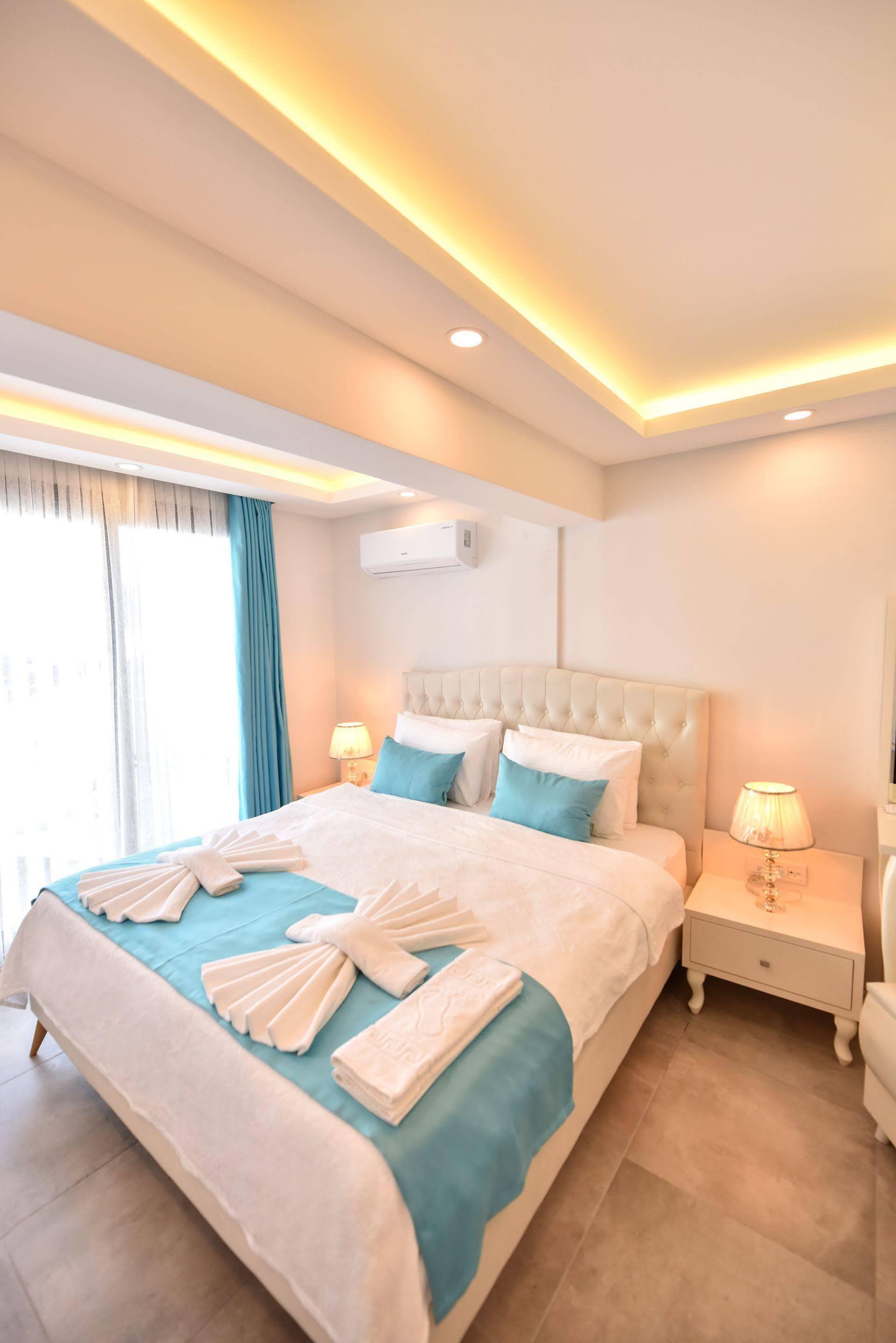 Monastery Suites Hotel-Fethiye 올루데니스 외부 사진