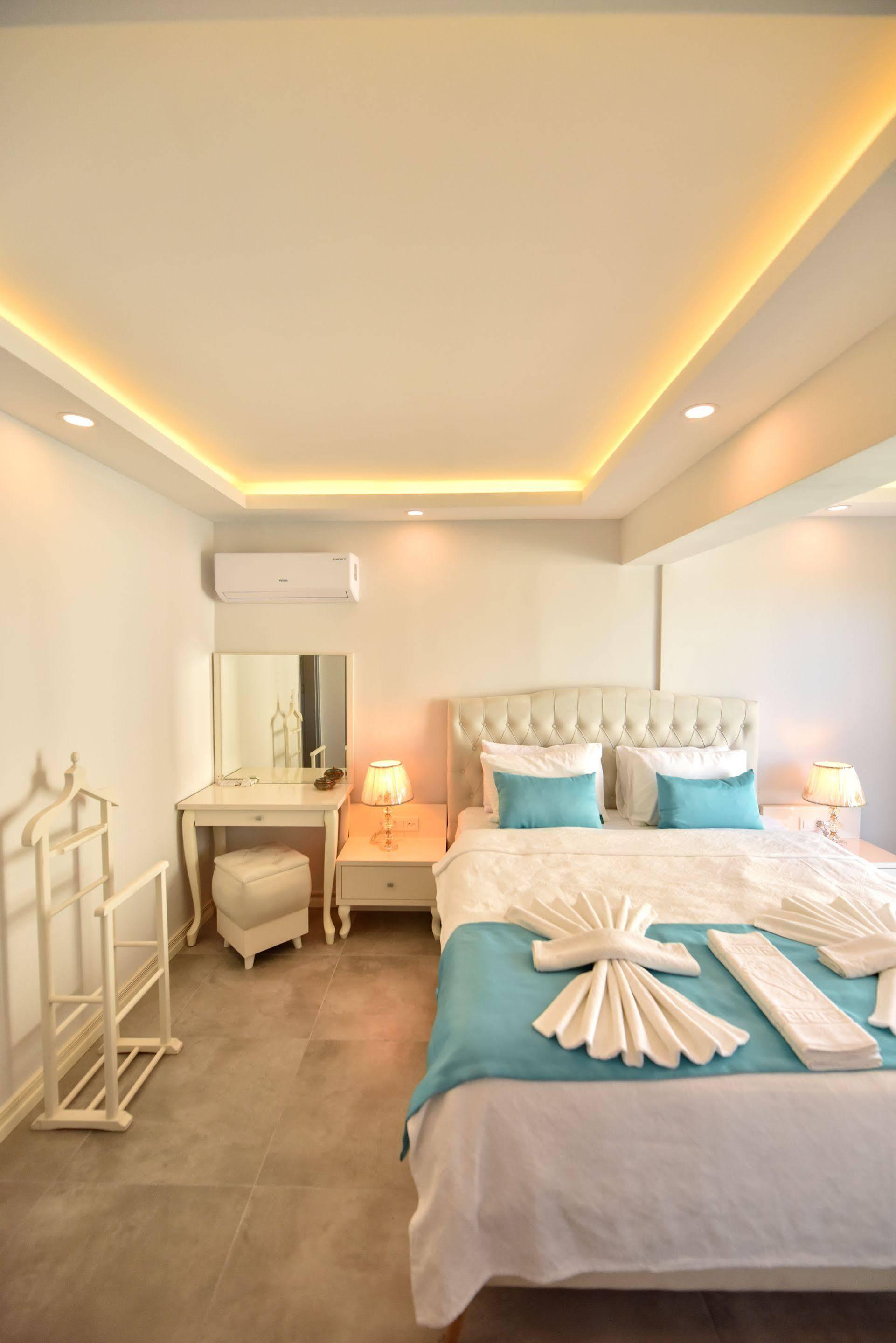 Monastery Suites Hotel-Fethiye 올루데니스 외부 사진