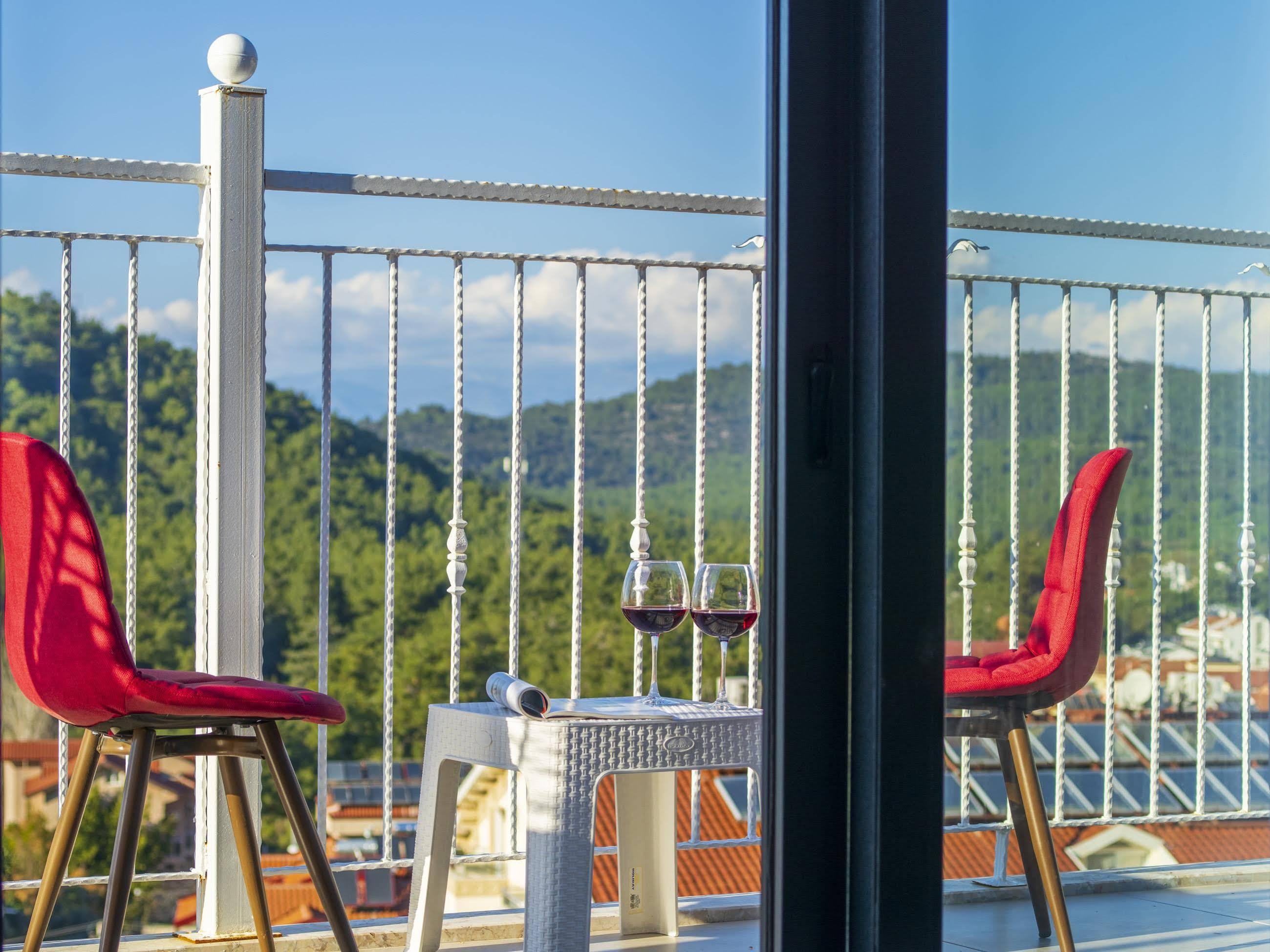 Monastery Suites Hotel-Fethiye 올루데니스 외부 사진