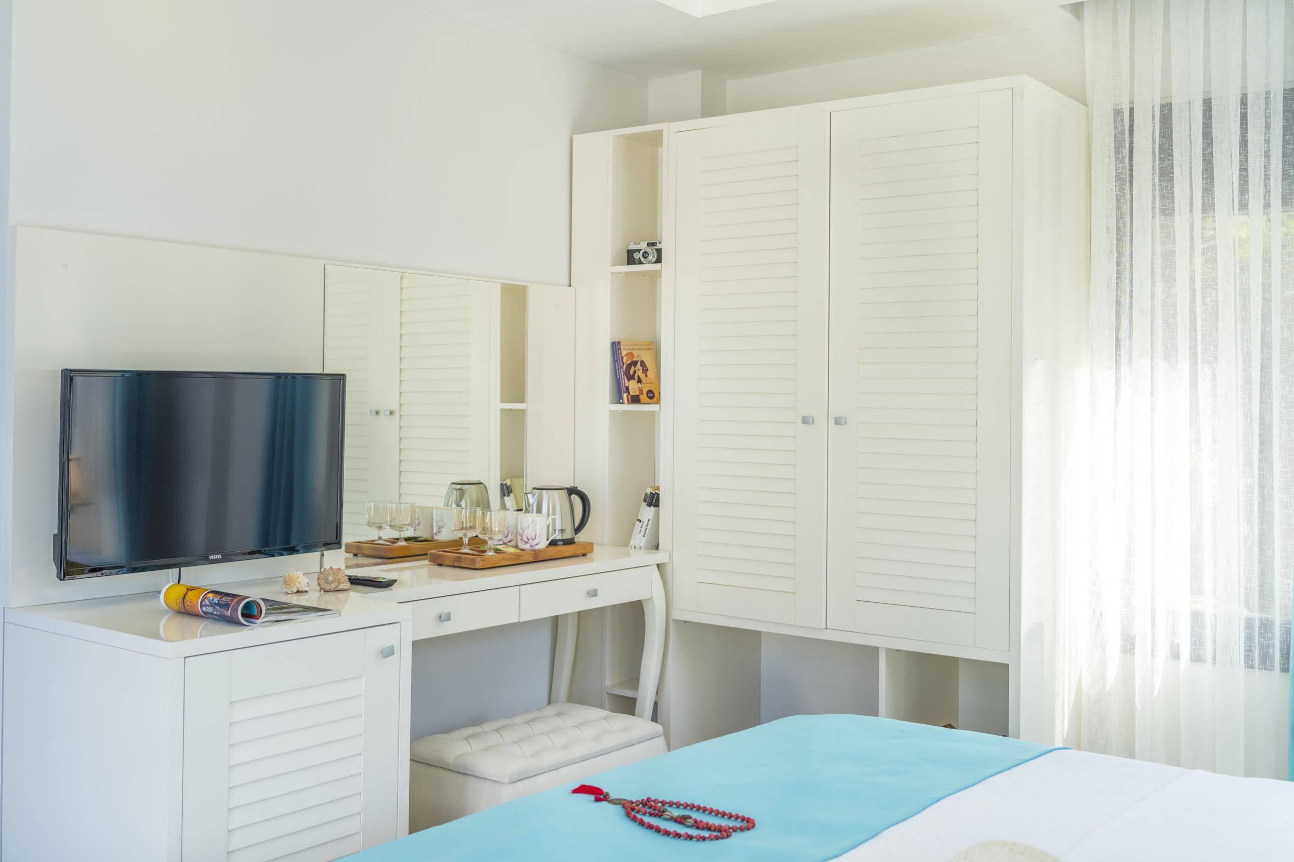 Monastery Suites Hotel-Fethiye 올루데니스 외부 사진