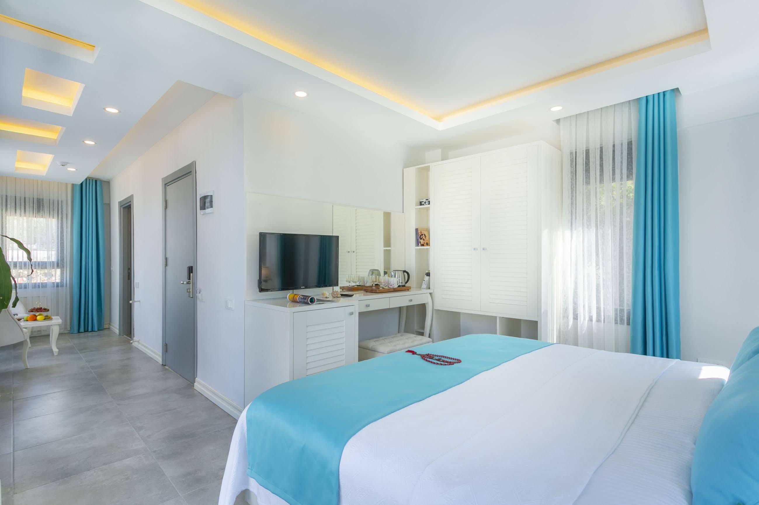 Monastery Suites Hotel-Fethiye 올루데니스 외부 사진